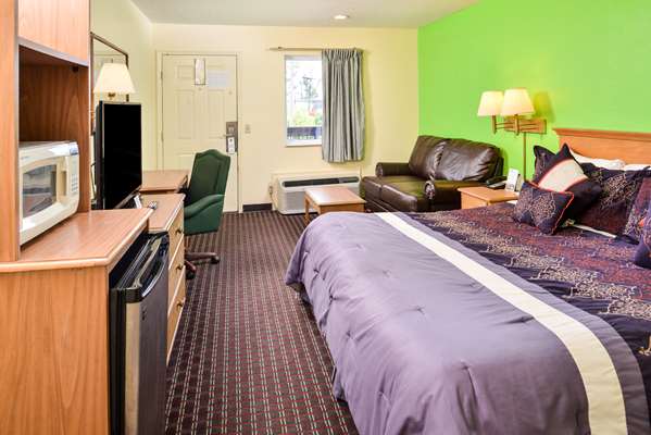  - Americas Best Value Inn & Suites Chattanooga - I-24, Exit 175