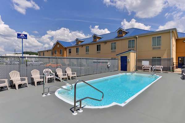 Pool - Americas Best Value Inn Chattanooga - I-75, Exit 7