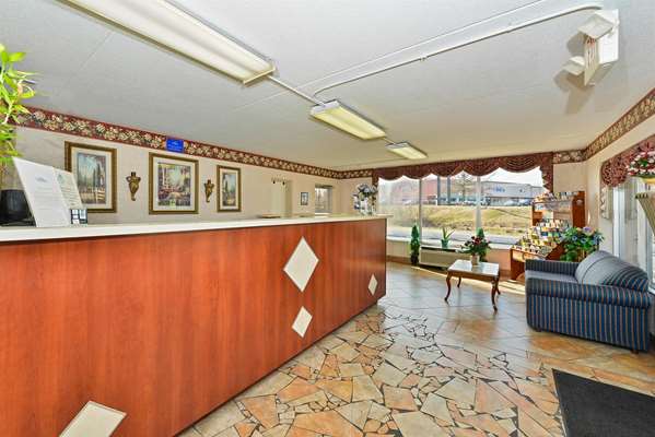  - Americas Best Value Inn & Suites Knoxville - I-75, Exit 108