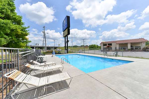 Pool - Americas Best Value Inn & Suites Knoxville - I-75, Exit 108