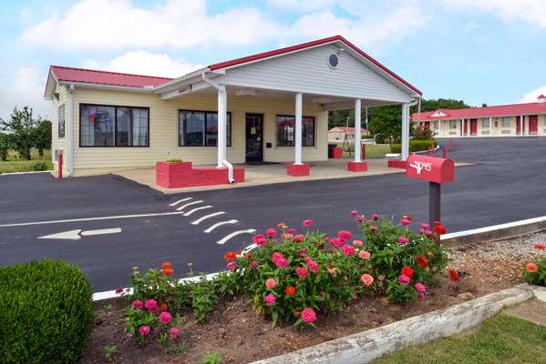 Exterior view - Americas Best Value Inn Wildersville - I-40, Exit 108