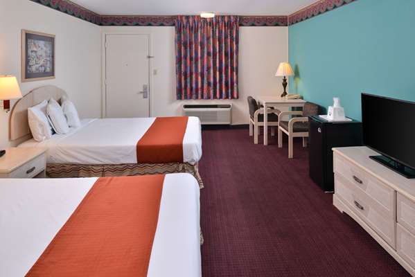  - Americas Best Value Inn Wildersville - I-40, Exit 108