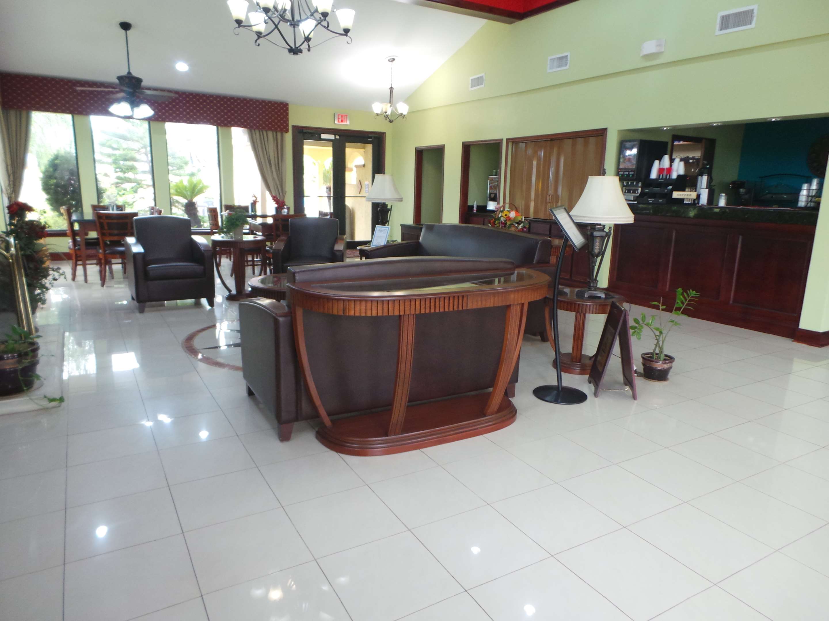 Lobby | Americas Best Value Inn & Suites-Alvin/Houston