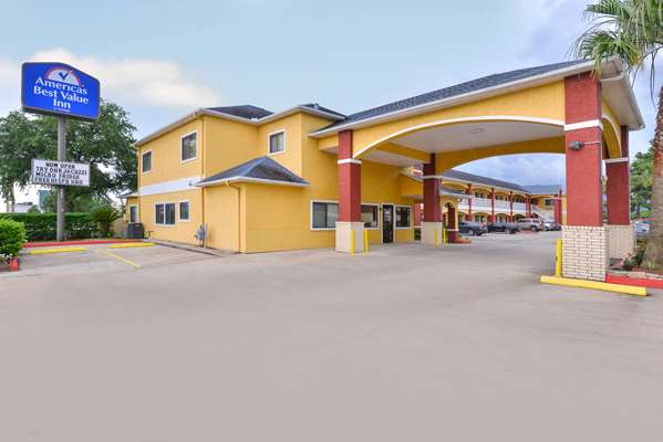 Exterior view - Americas Best Value Inn Baytown