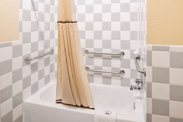  - Americas Best Value Inn Baytown