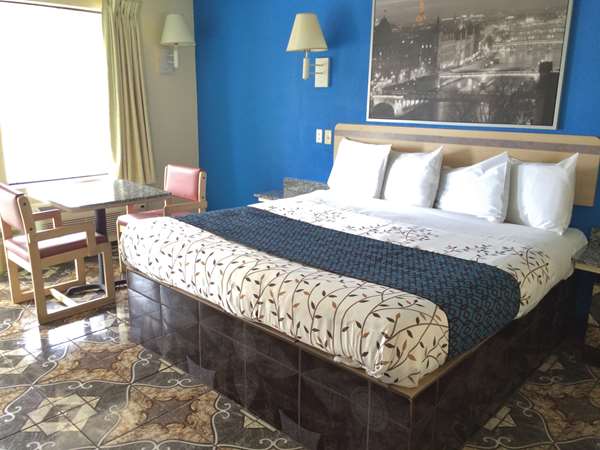  - Americas Best Value Inn Beaumont - I-10, Exit 851