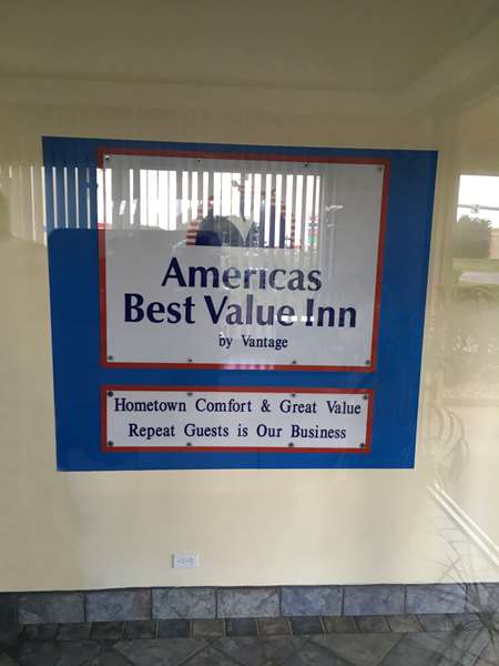 Exterior view - Americas Best Value Inn Beaumont - I-10, Exit 851