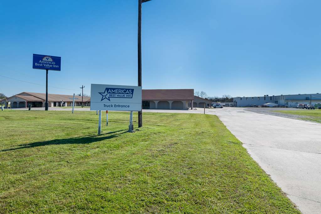 Americas Best Value Inn/5 Star Inn