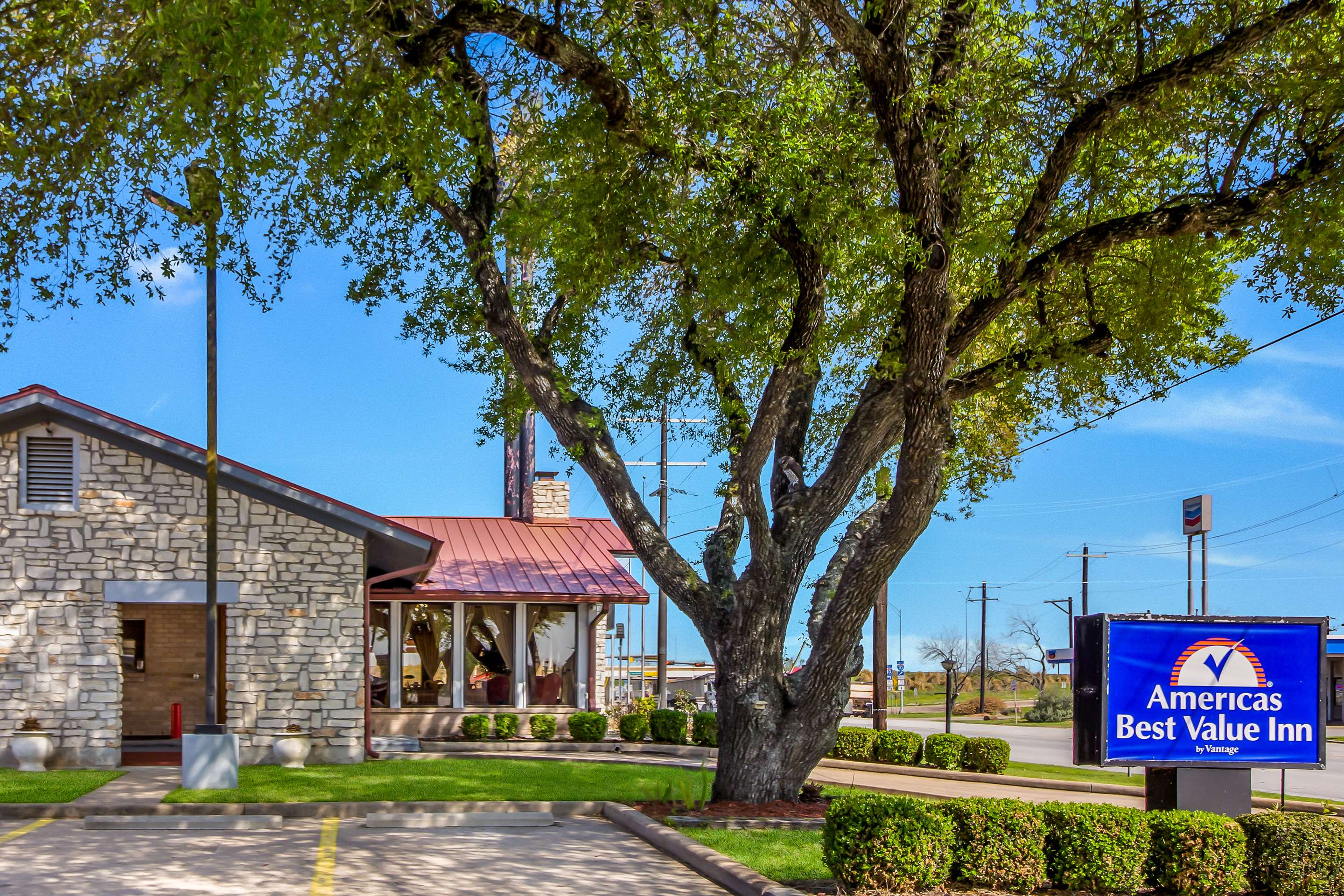 Exterior | Americas Best Value Inn Columbus