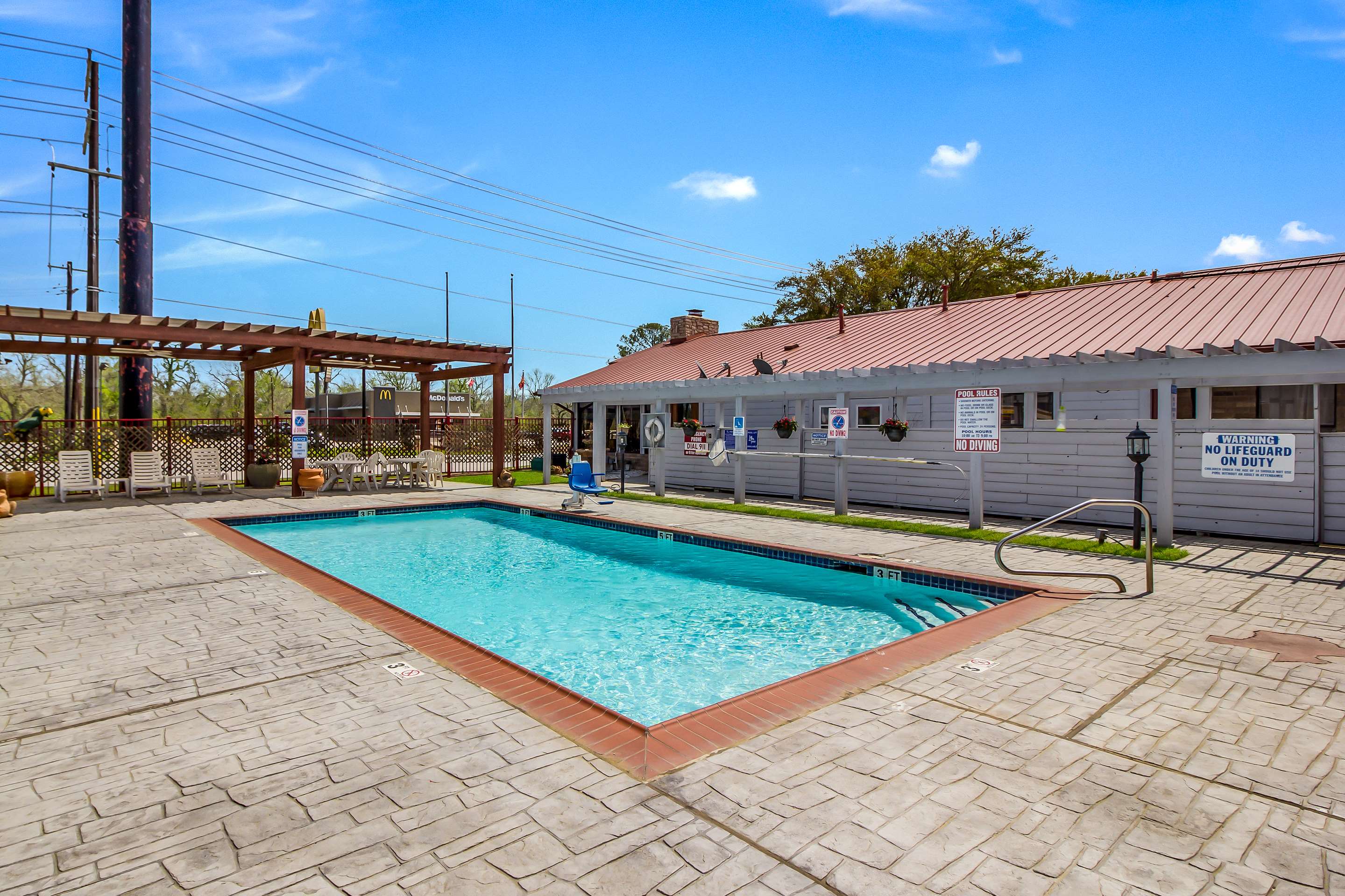 Pool Area | Americas Best Value Inn Columbus