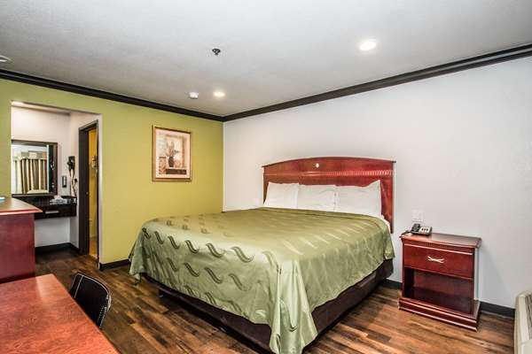  - Americas Best Value Inn West Fort Worth - I-30, Exit 6