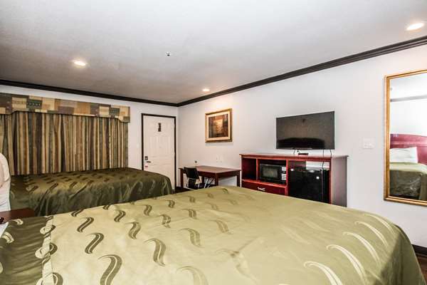  - Americas Best Value Inn West Fort Worth - I-30, Exit 6