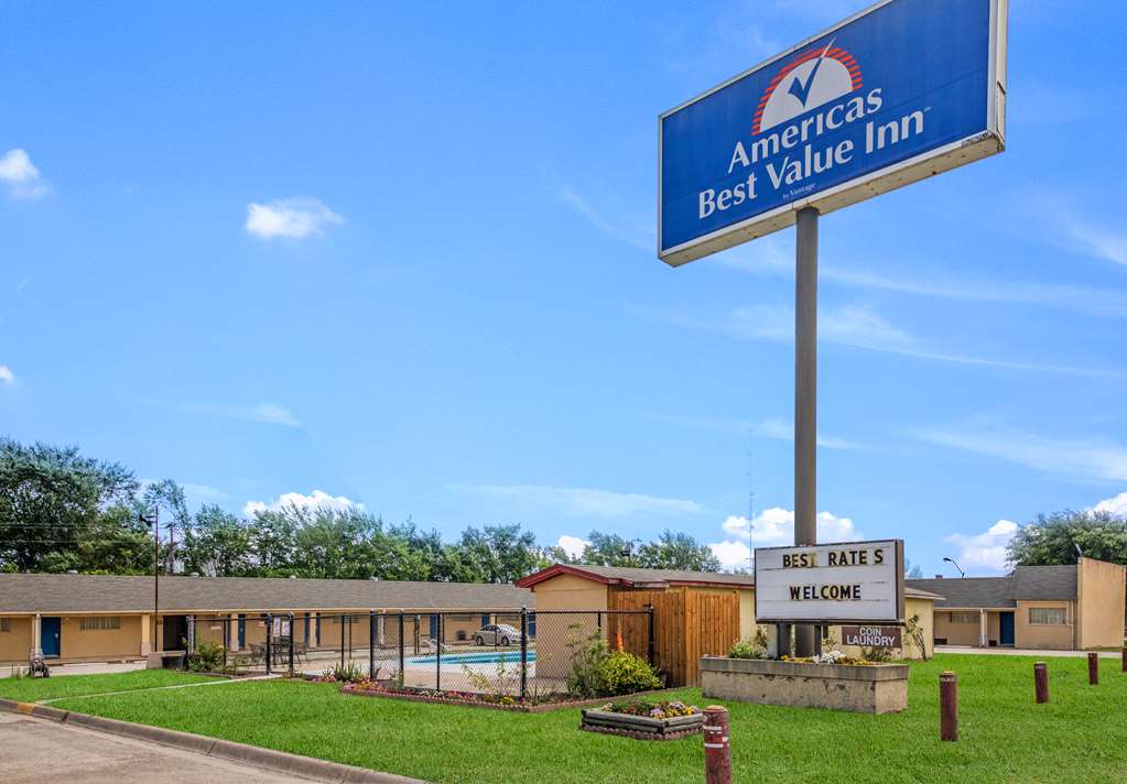 Americas Best Value Inn - Giddings