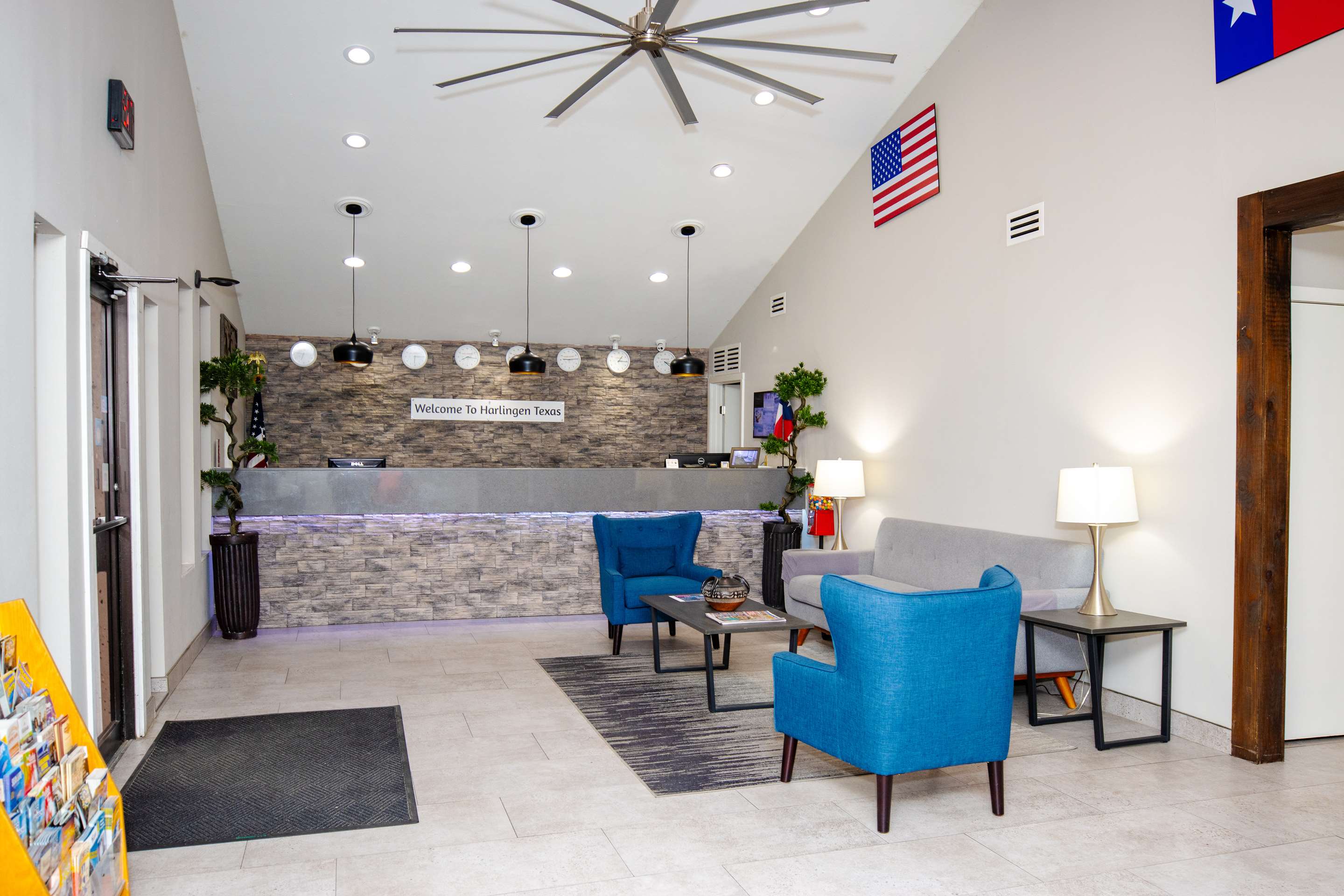 ABVI Harlingen TX Lobby | Americas Best Value Inn Harlingen