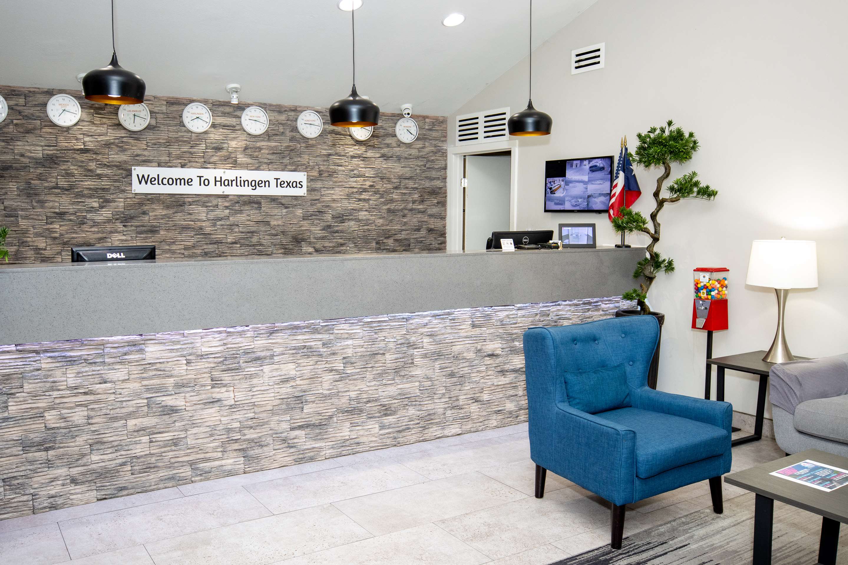 ABVI Harlingen TX Lobby | Americas Best Value Inn Harlingen