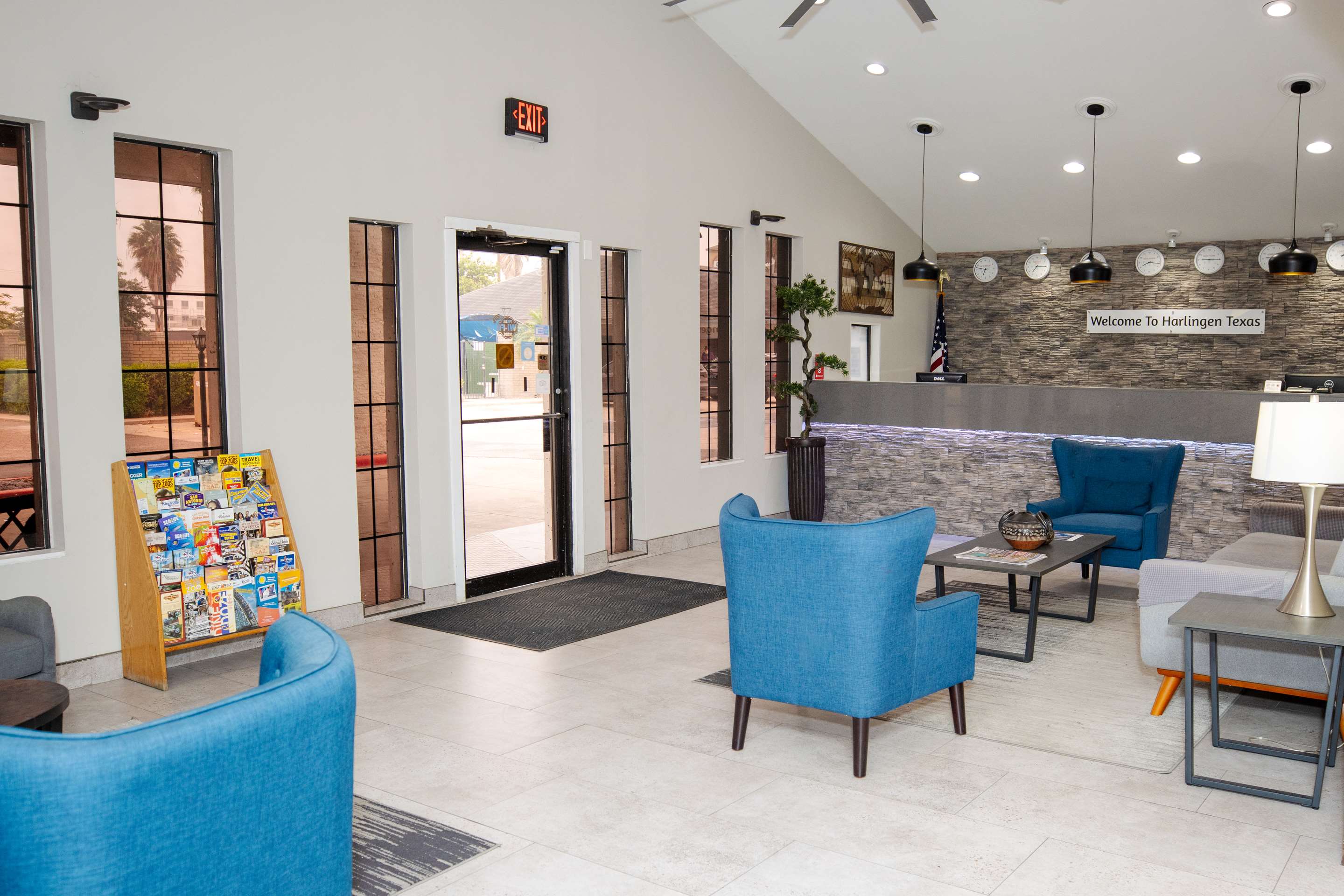 ABVI Harlingen TX Lobby | Americas Best Value Inn Harlingen