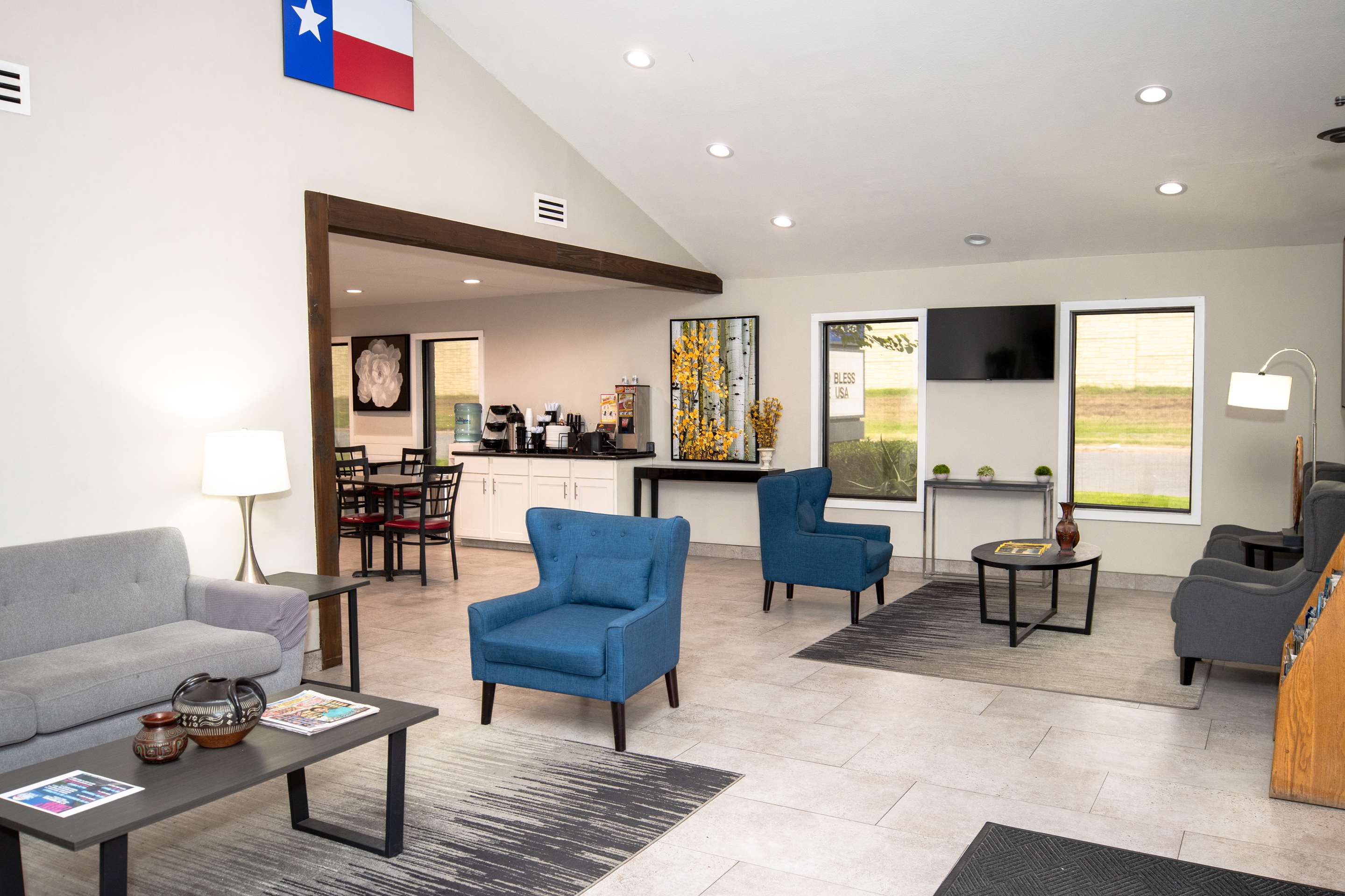 ABVI Harlingen TX Lobby | Americas Best Value Inn Harlingen