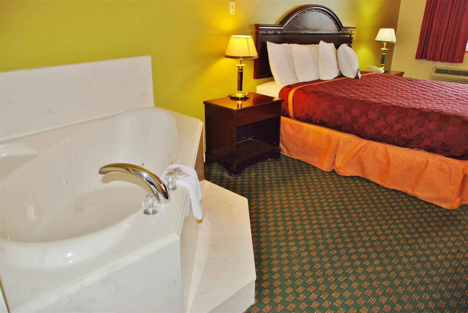 Americas Best Value Inn & Suites Hempstead, TX See Discounts