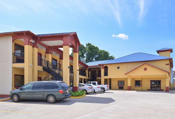 Exterior view - Americas Best Value Inn & Suites Downtown Houston - I-45, Exit 50