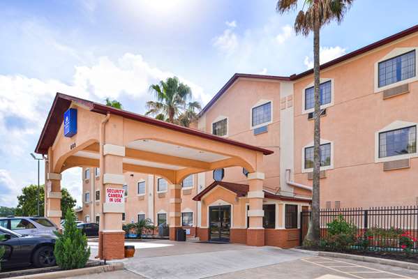 Exterior view - Americas Best Value Inn North Houston