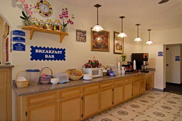  - Americas Best Value Inn & Suites Bush Airport Humble - I-69, Exit 147