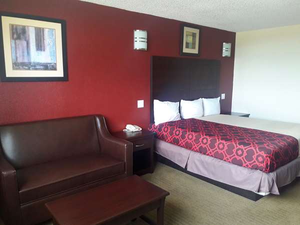  - Americas Best Value Inn & Suites La Marque - I-45, Exit 13
