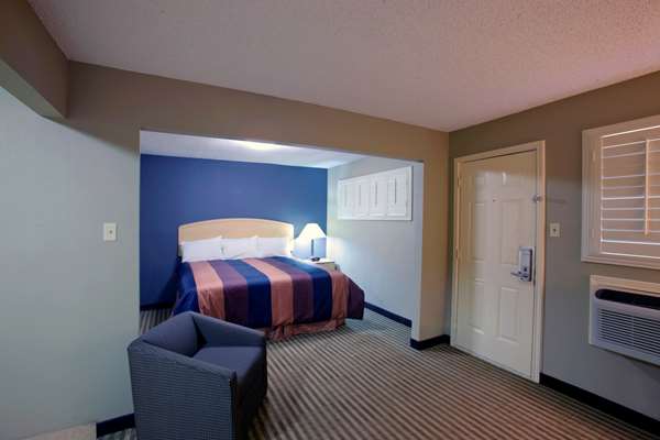 Suite - Americas Best Value Inn Midland - I-20, Exit 134
