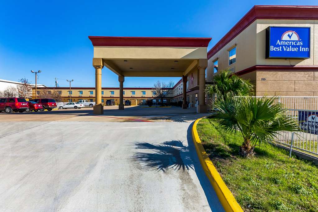Americas Best Value Inn North