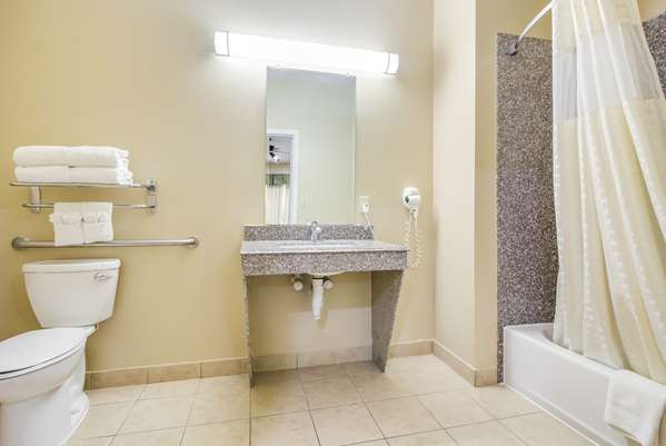  - Americas Best Value Inn & Suites Tomball