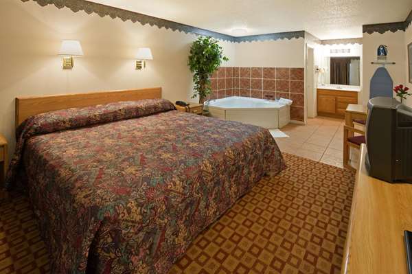 Suite - Americas Best Value Inn Weatherford