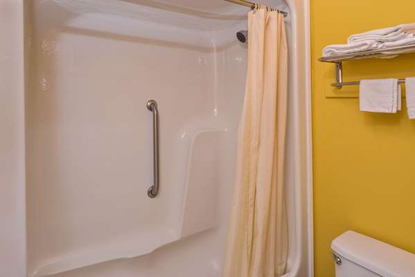  - Americas Best Value Inn West Columbia