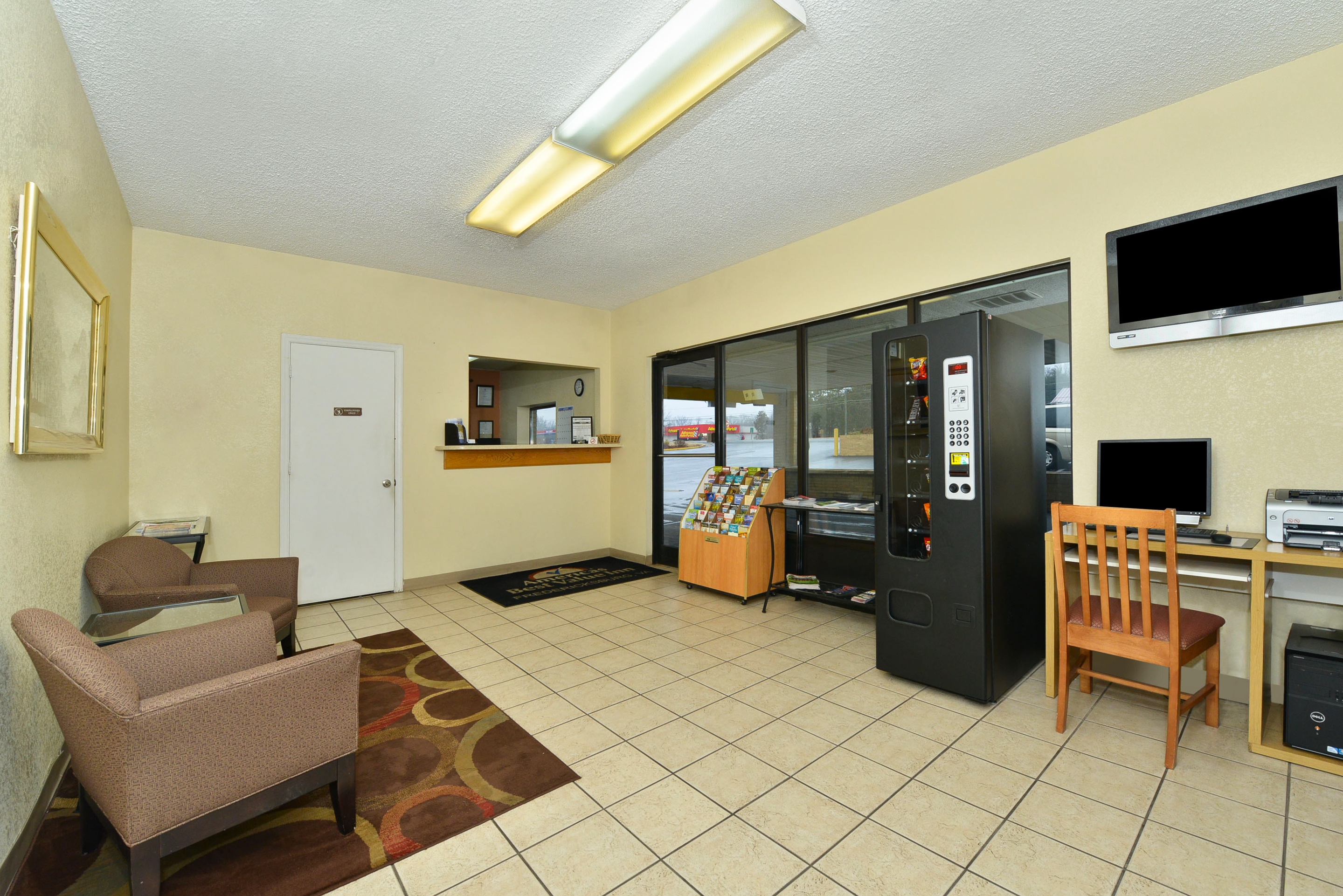 Lobby | Americas Best Value Inn Fredericksburg N