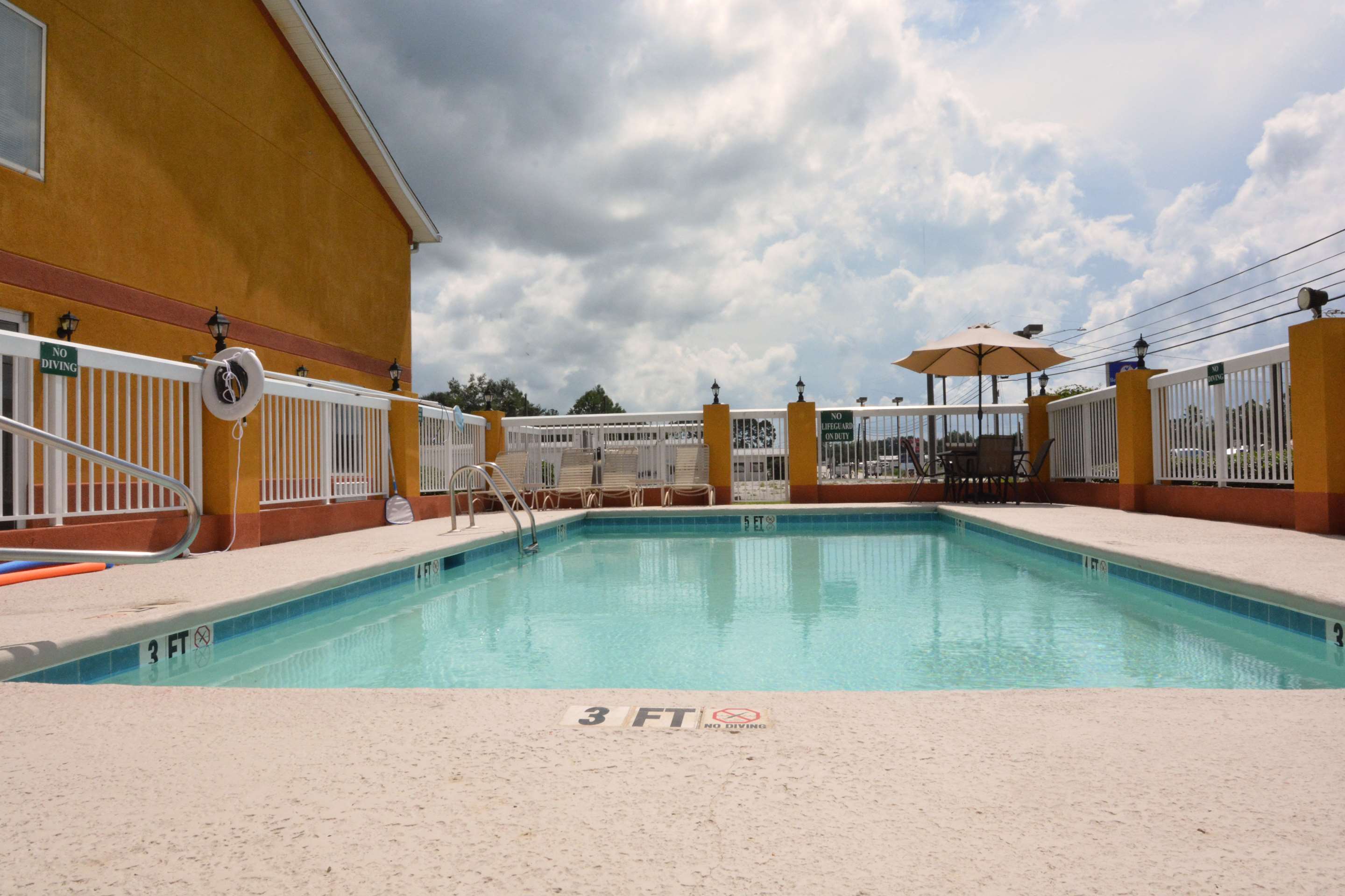 pool