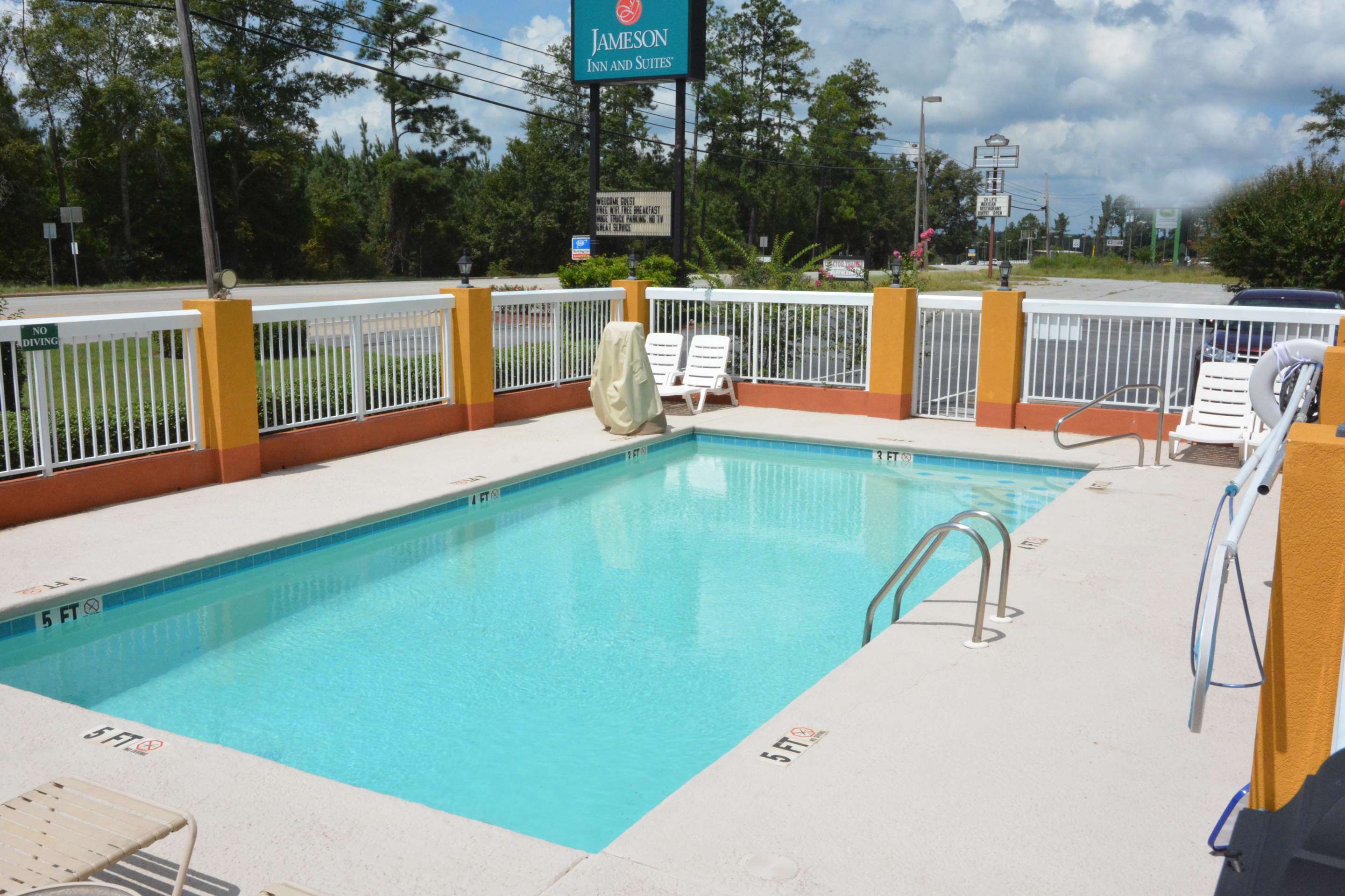 pool