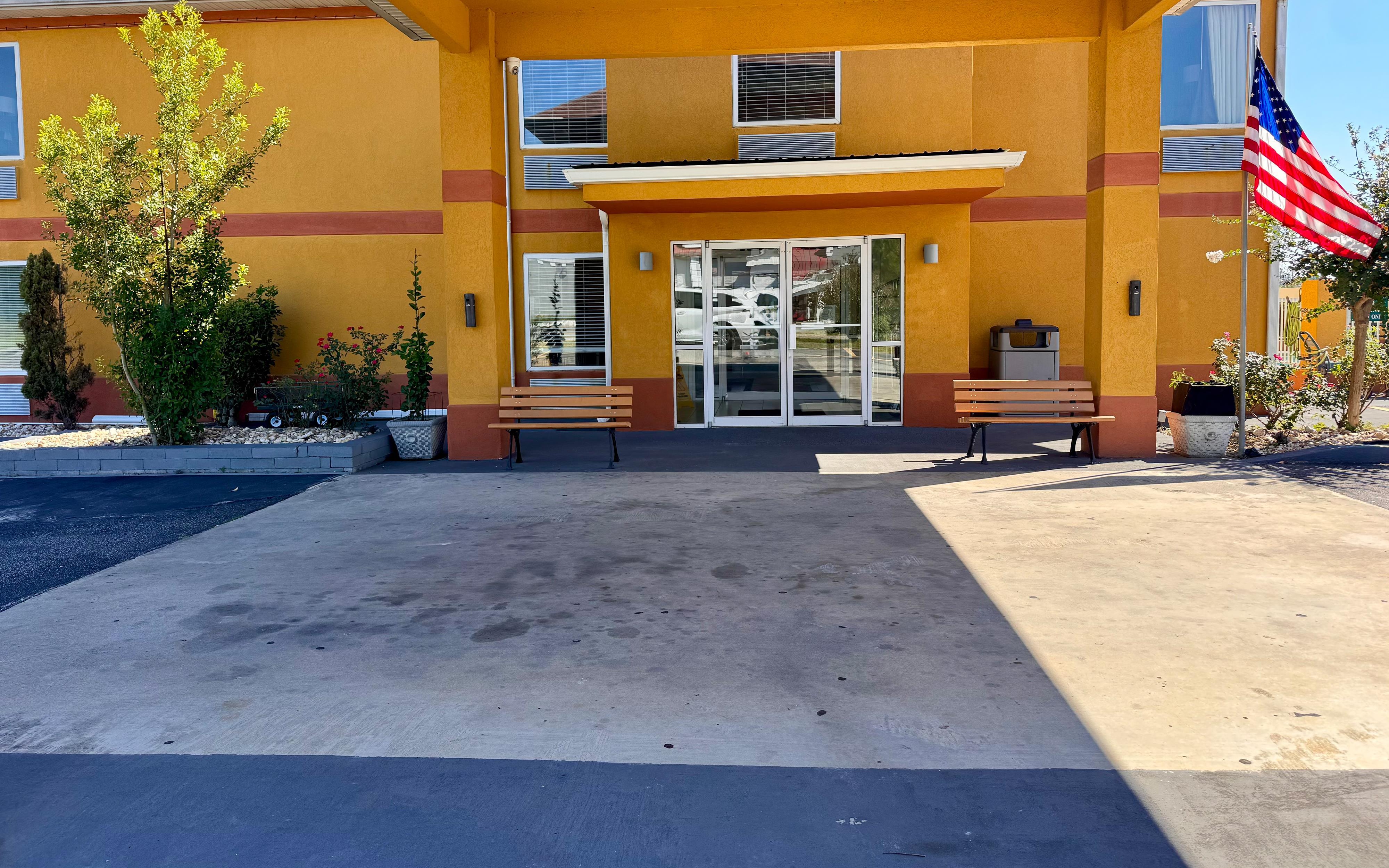 Exterior | Jameson Inn - Hazlehurst