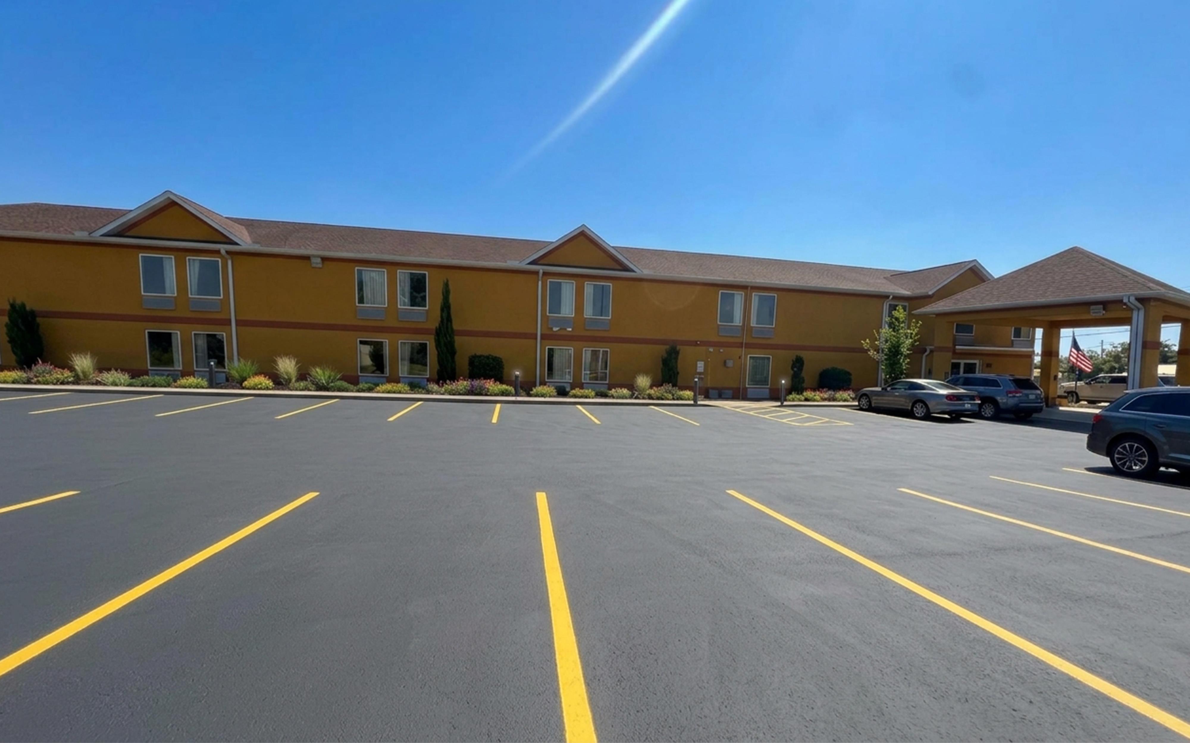 Parking | Jameson Inn - Hazlehurst