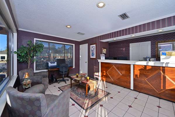  - Americas Best Value Inn Center