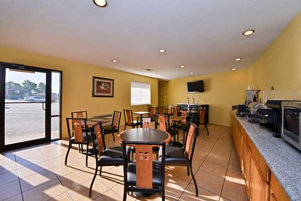  - Americas Best Value Inn Center