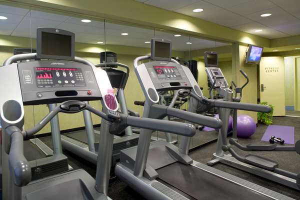 Fitness/ Exercise Room - Gardens Sonesta ES Suites New York
