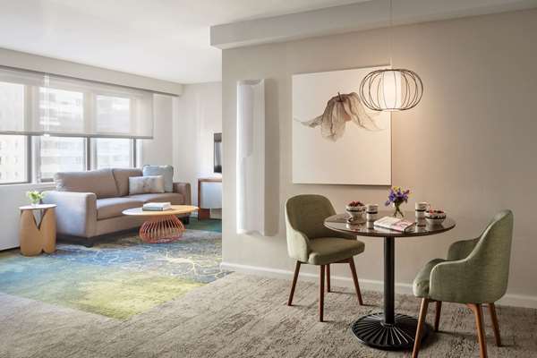 Suite - Gardens Sonesta ES Suites New York