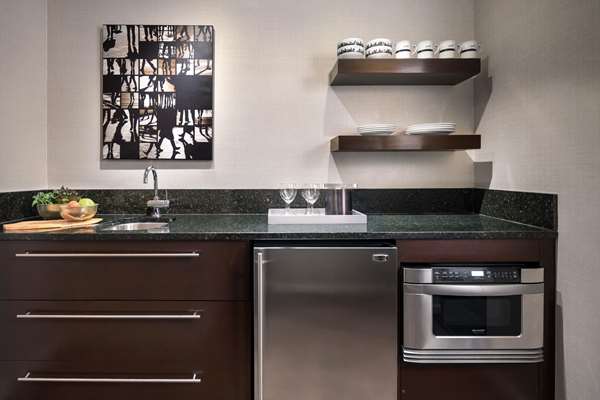 Suite - Shelburne Sonesta Hotel New York