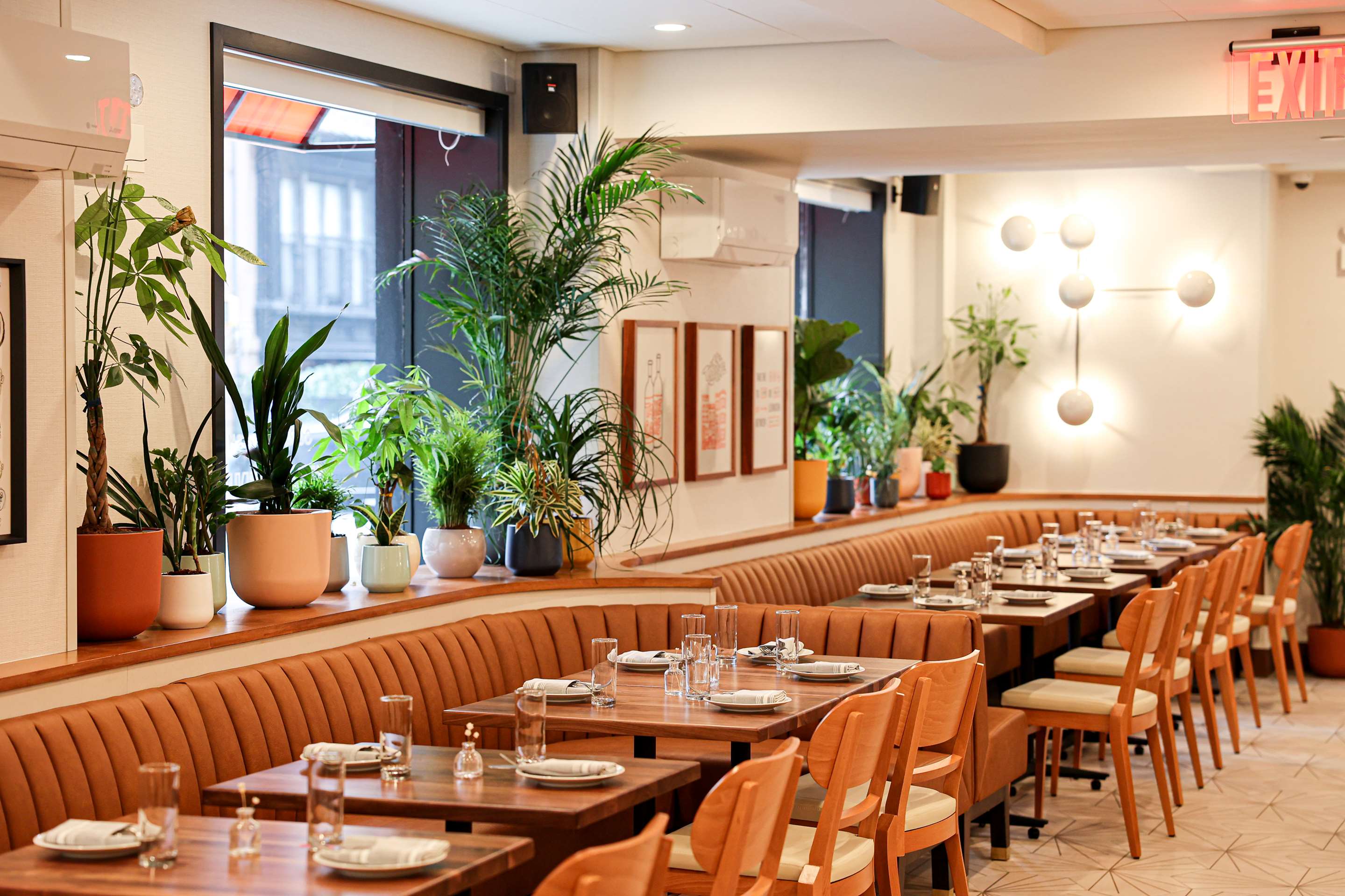 Take Care Restaurant | The Shelburne Sonesta New York