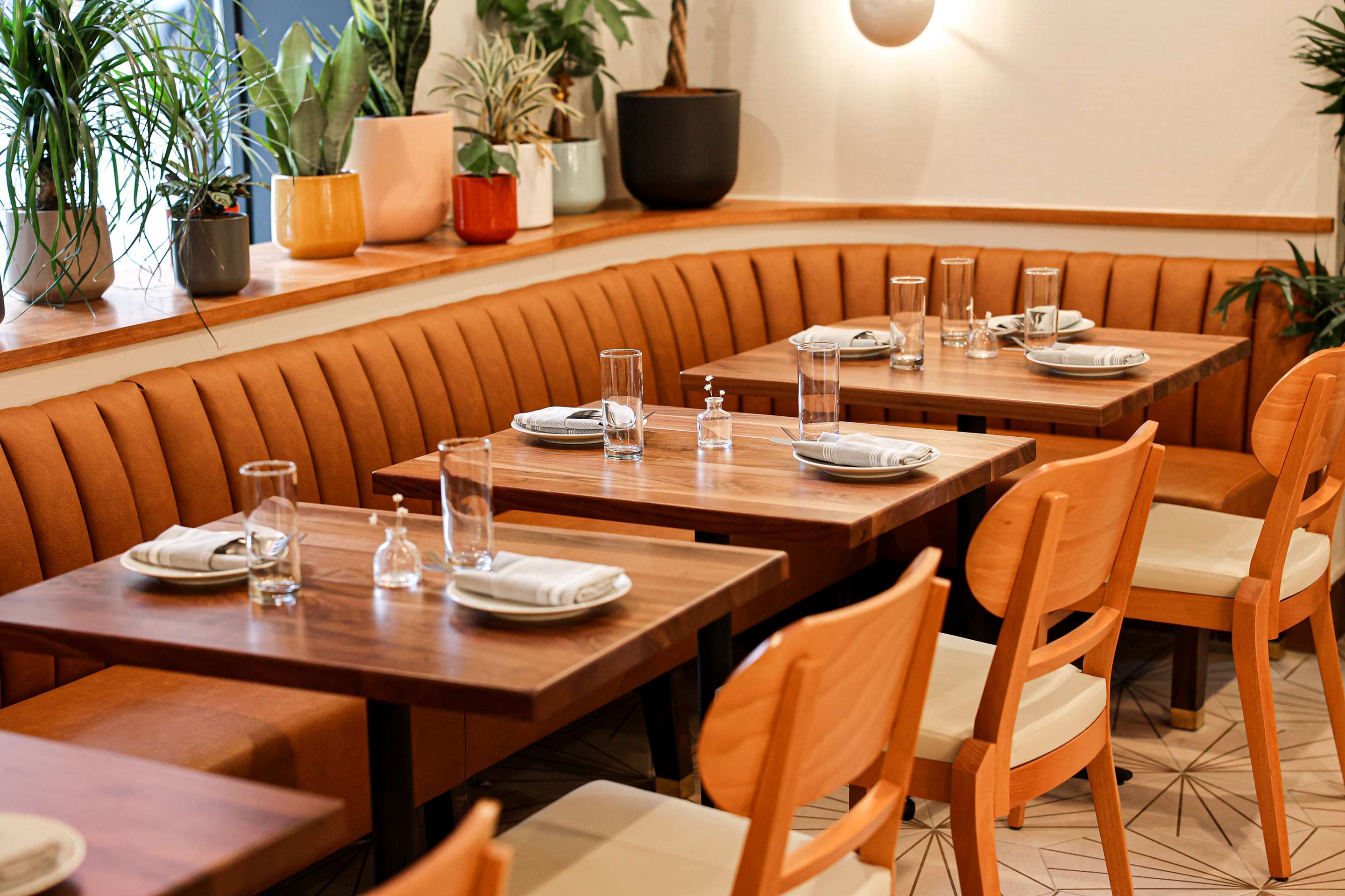 Take Care Restaurant | The Shelburne Sonesta New York