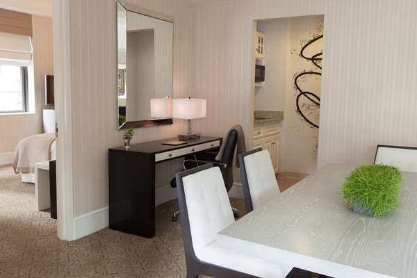 Suite - Benjamin Royal Sonesta Hotel New York