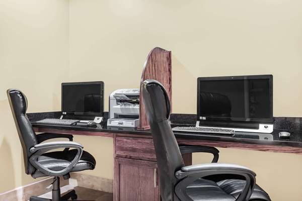 Conference Area - Ramada Hotel Macon - I-475, Exit 3