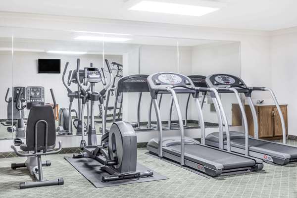 Fitness/ Exercise Room - Ramada Hotel Macon - I-475, Exit 3