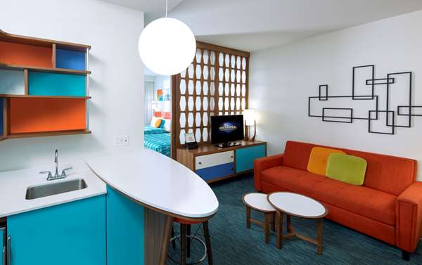 Suite - Universal's Cabana Bay Beach Resort Orlando - I-4, Exits 74B & 75A