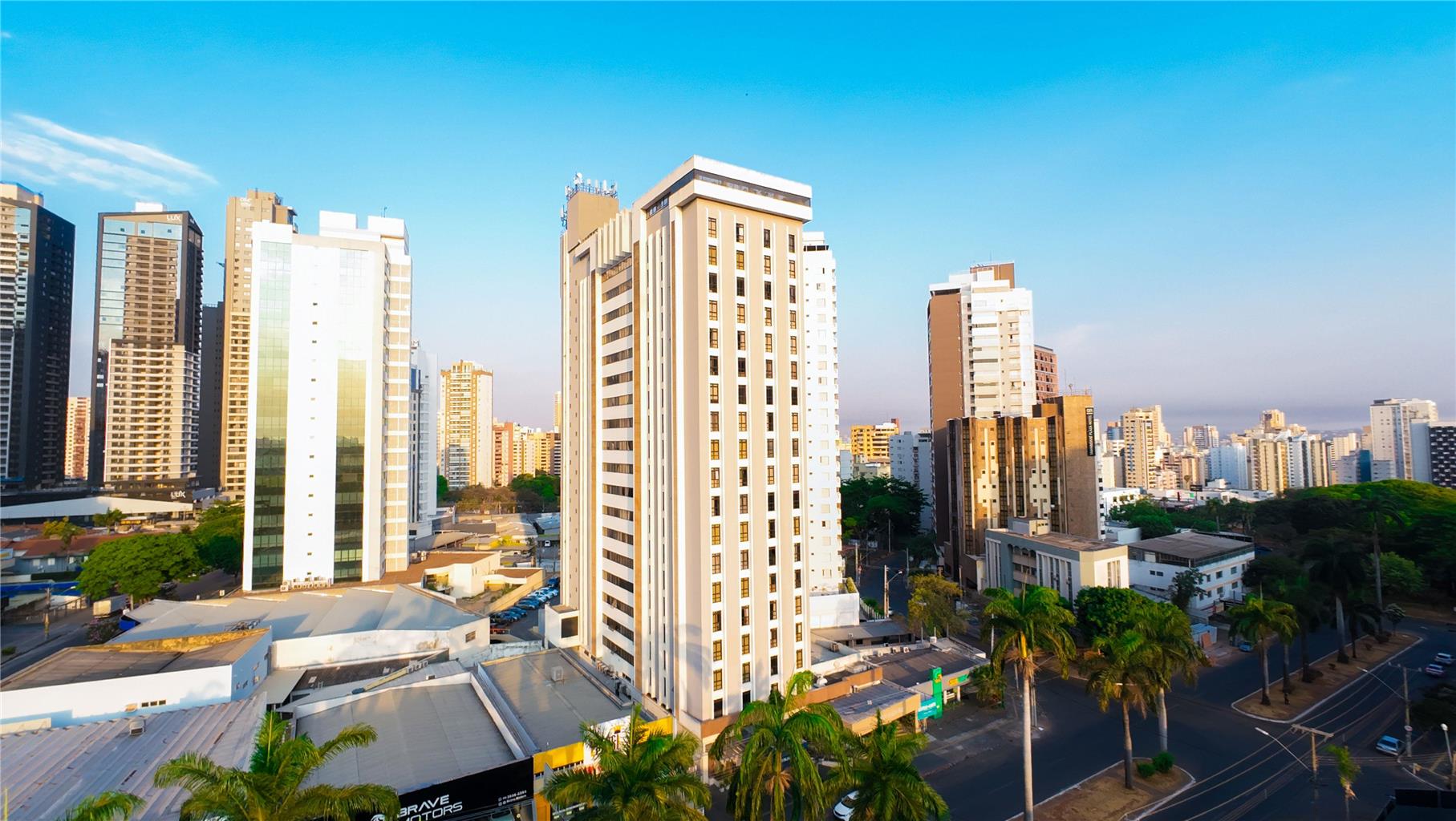 Golden Tulip Address