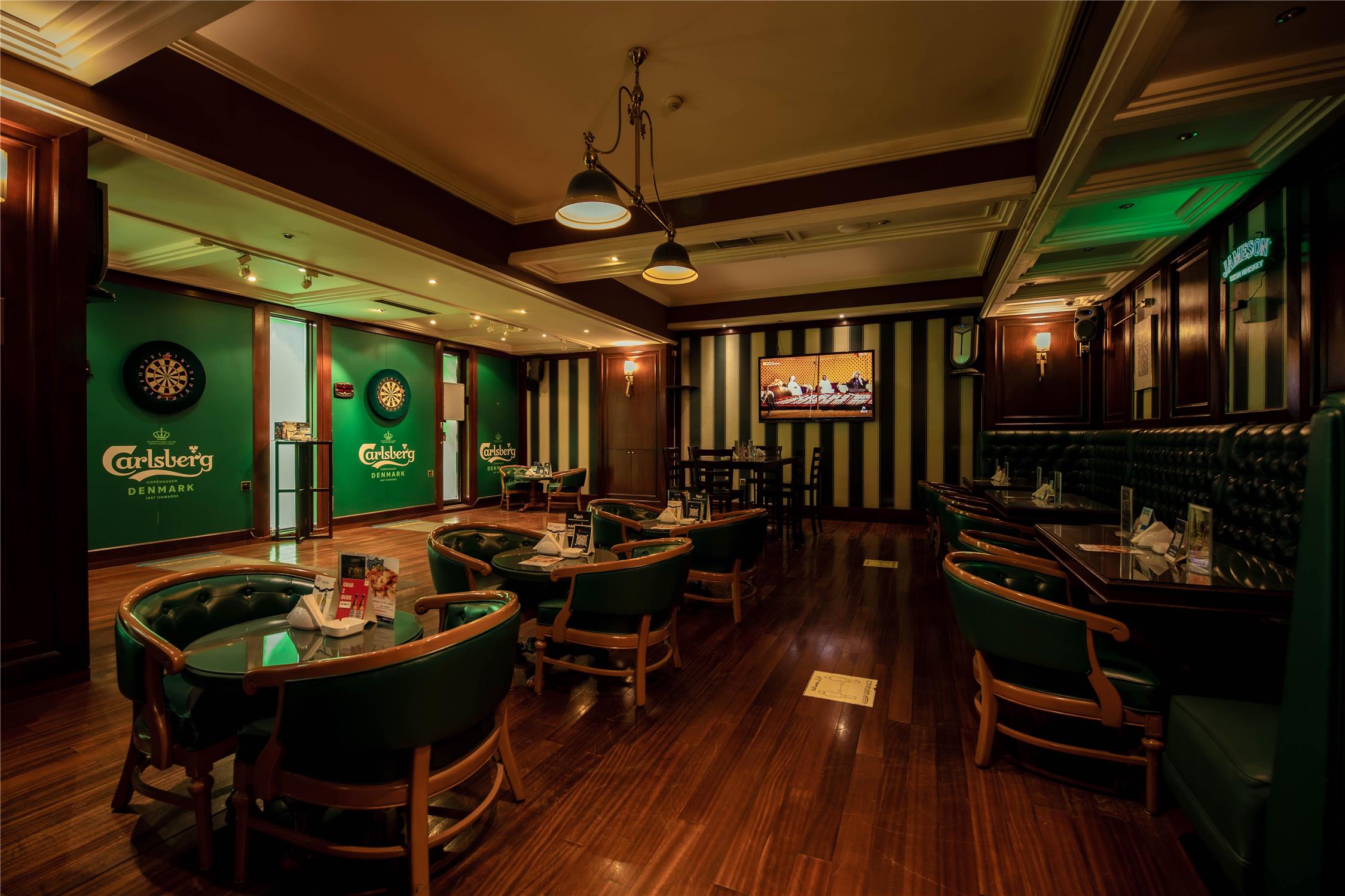 Cavarly Club Sports Bar