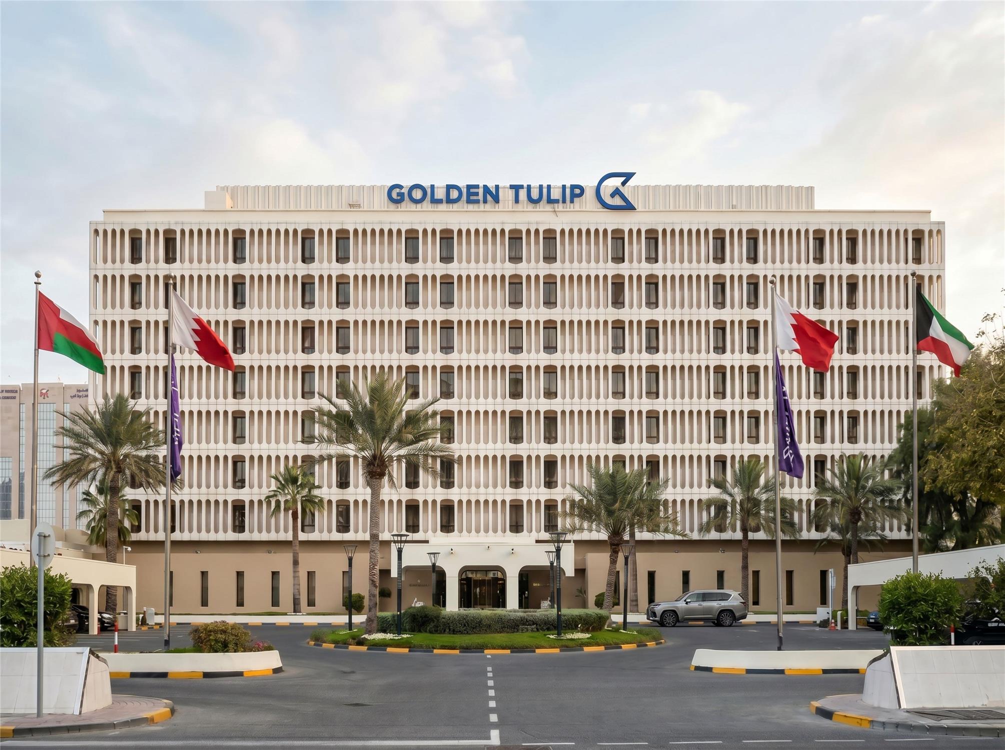 HOTEL GOLDEN TULIP BAHRAIN - Hotel Facade
